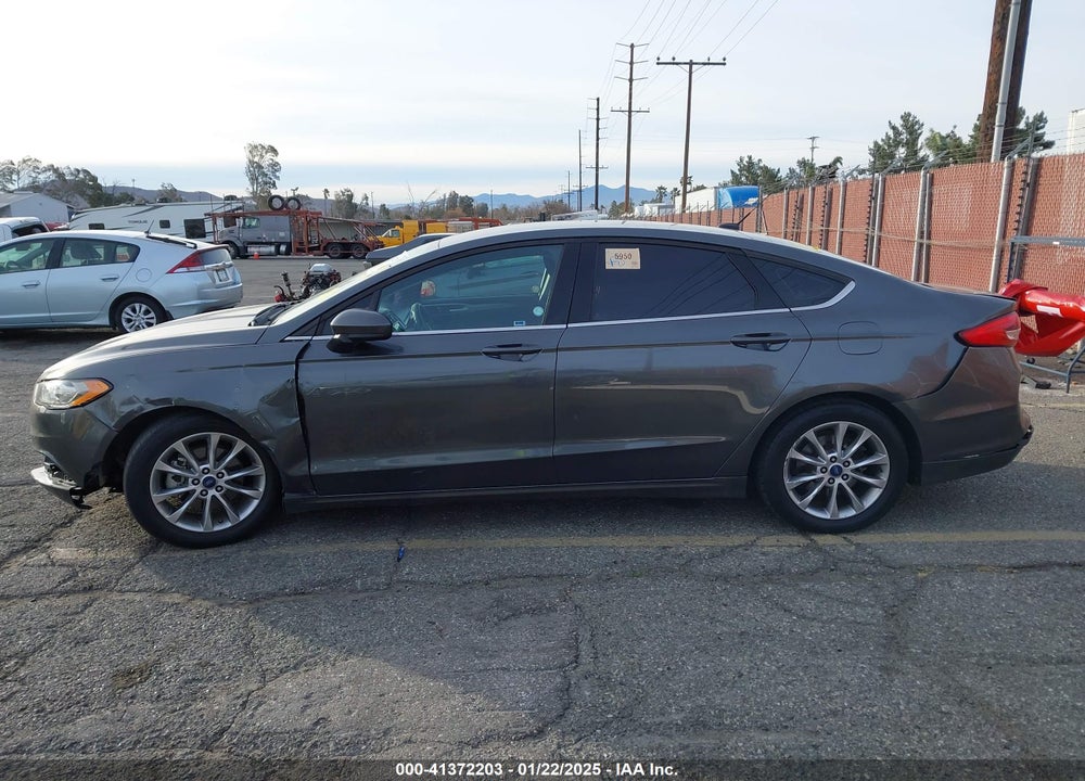 2017 FORD FUSION VIN: 3FA6P0HDXHR343235