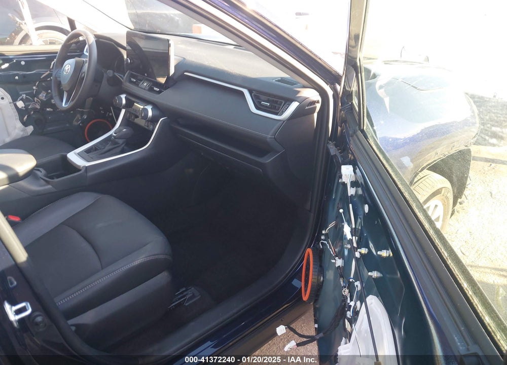 2024 TOYOTA RAV4 XLE PREMIUM VIN: 2T3A1RFV4RW410222