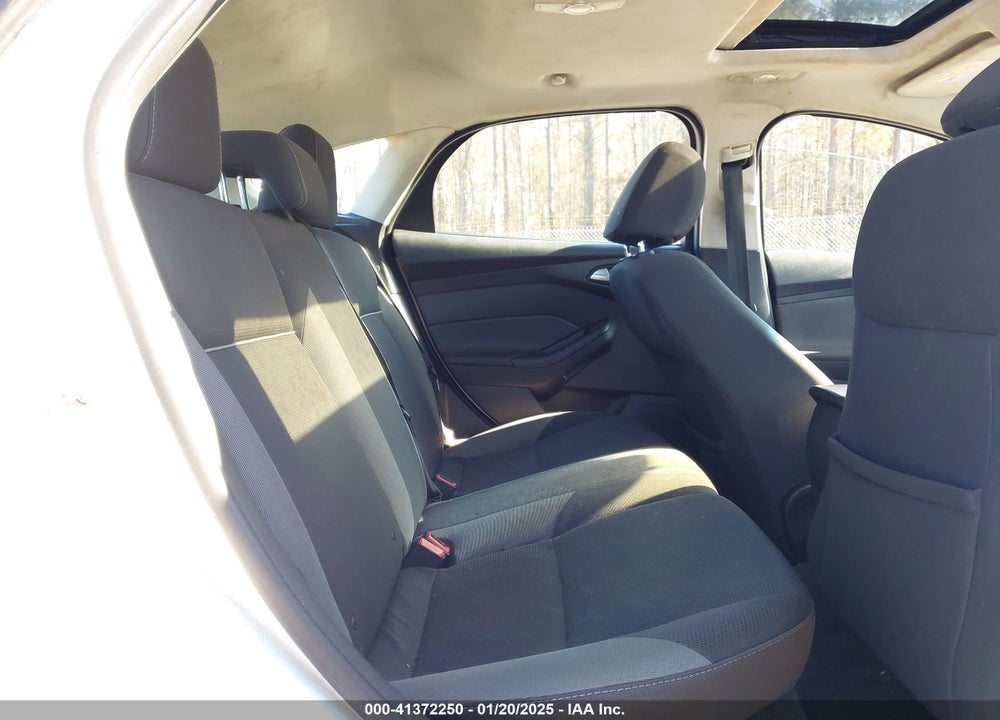 2013 FORD FOCUS VIN: 1FADP3K24DL132671