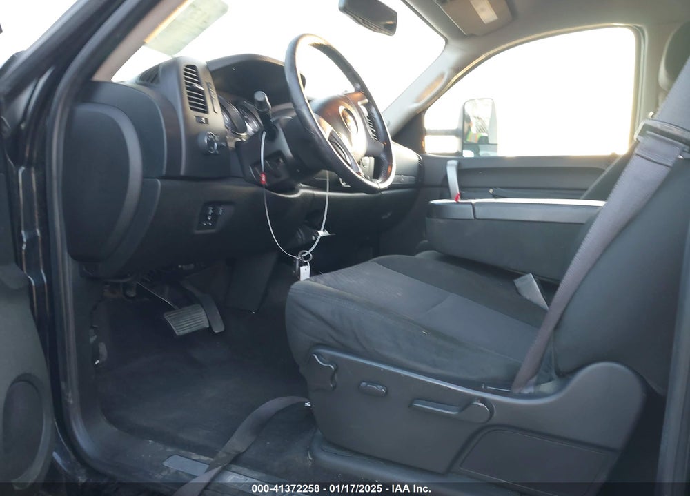 2013 CHEVROLET SILVERADO 1500 VIN: 3GCPKSE21DG164521