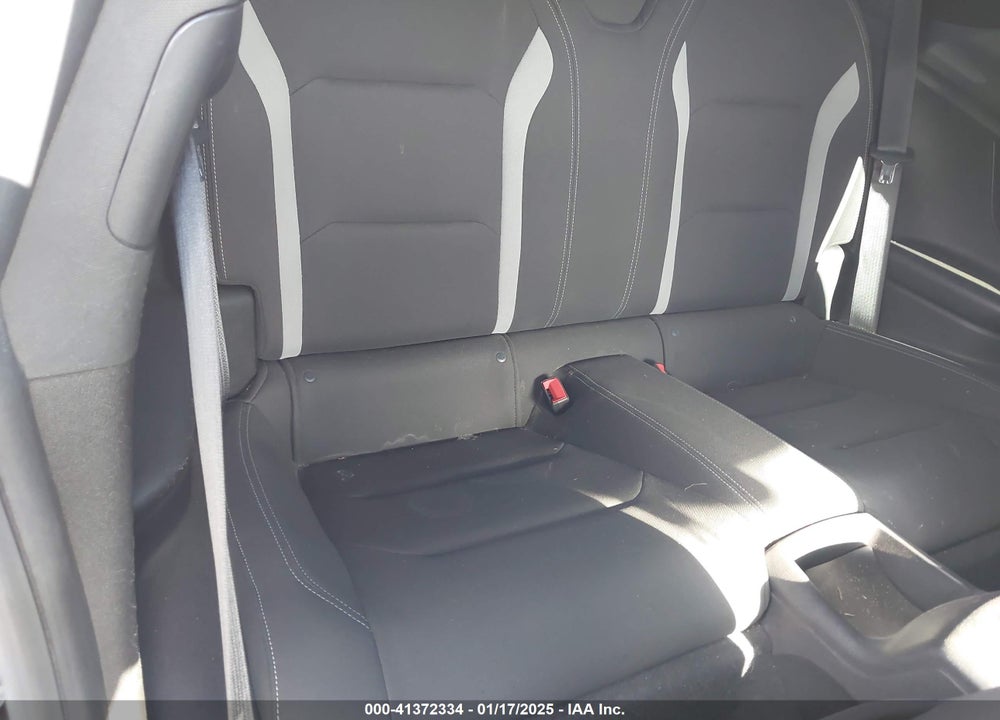 2018 CHEVROLET CAMARO VIN: 1G1FF1R72J0143377