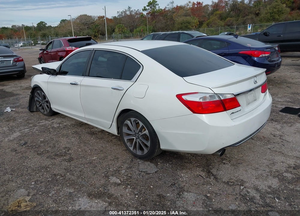 2015 HONDA ACCORD SPORT VIN: 1HGCR2F51FA139589
