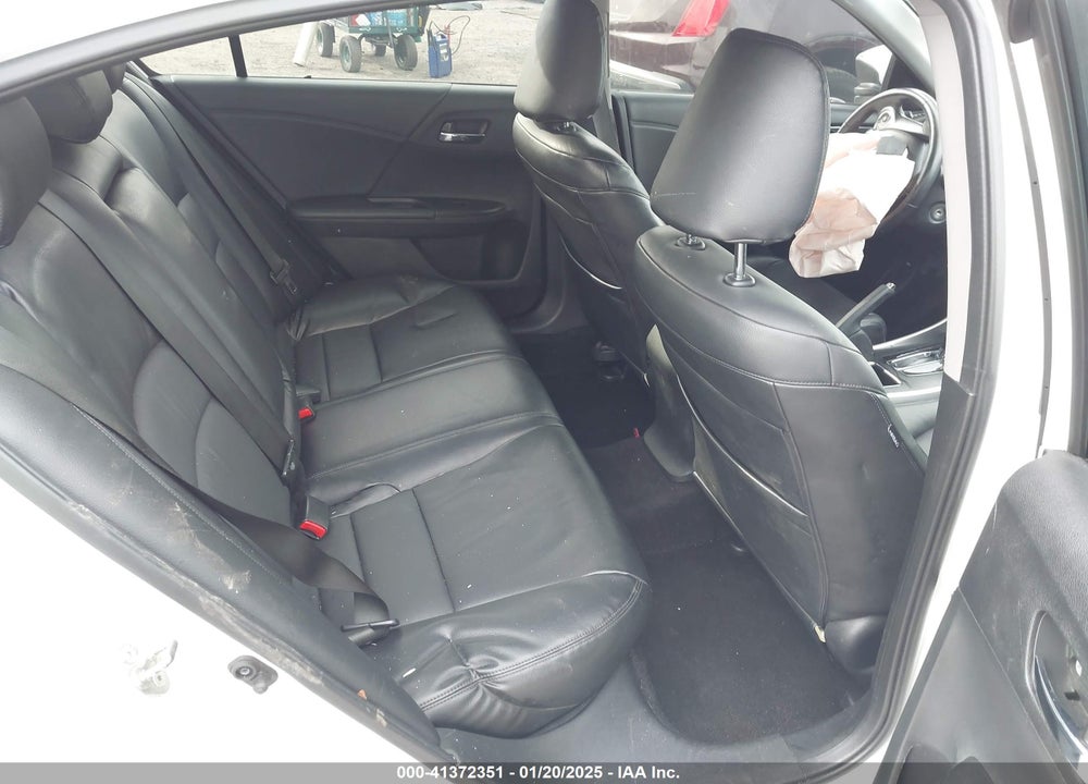 2015 HONDA ACCORD SPORT VIN: 1HGCR2F51FA139589