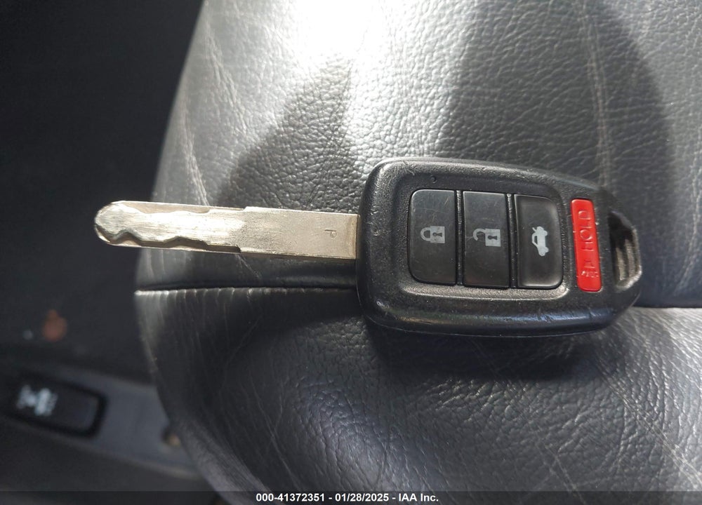 2015 HONDA ACCORD SPORT VIN: 1HGCR2F51FA139589