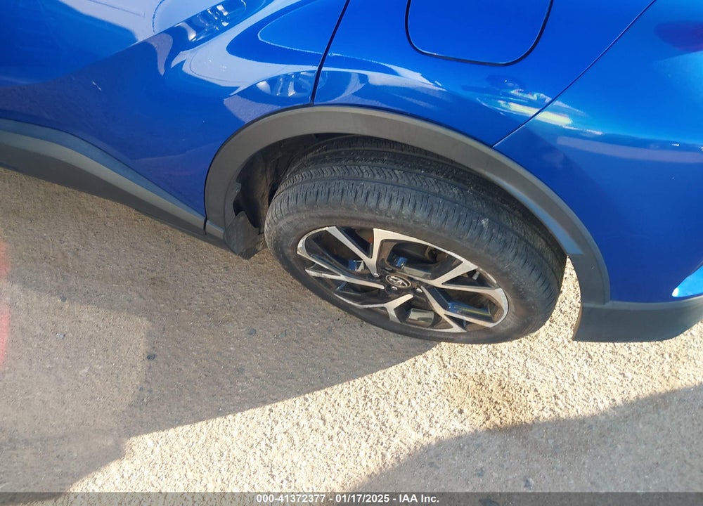 2018 TOYOTA C-HR XLE VIN: NMTKHMBXXJR020563