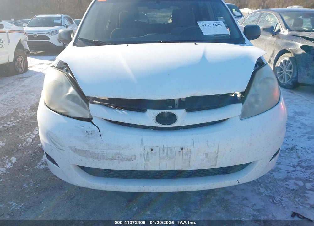 2010 TOYOTA SIENNA LE VIN: 5TDKK4CC2AS332388