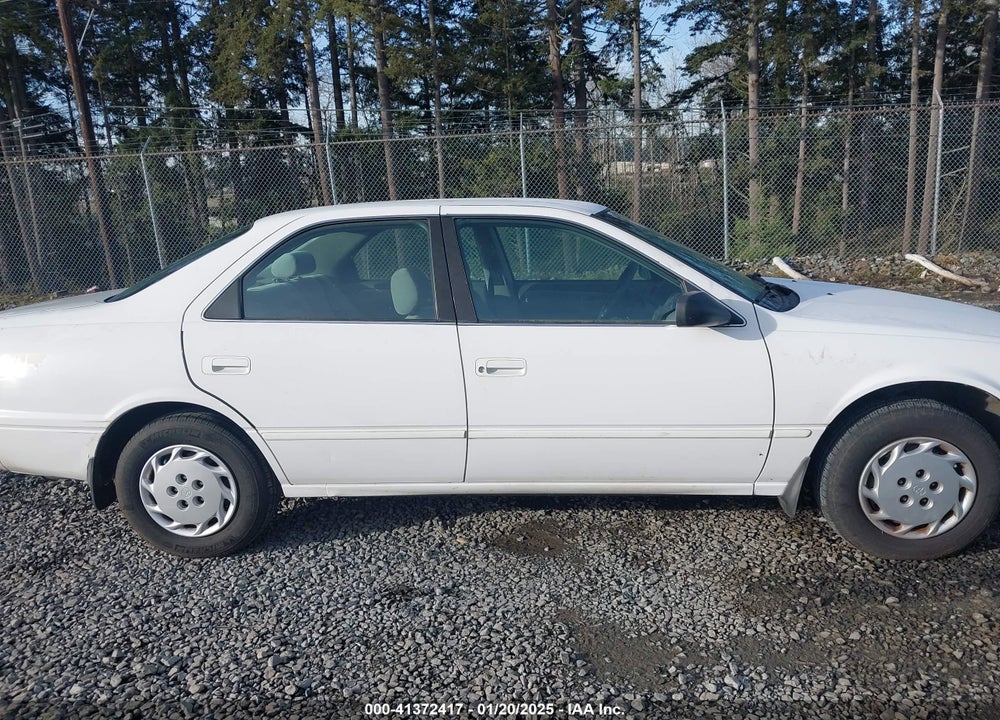1999 TOYOTA CAMRY VIN: JT2BG22K2X0273118