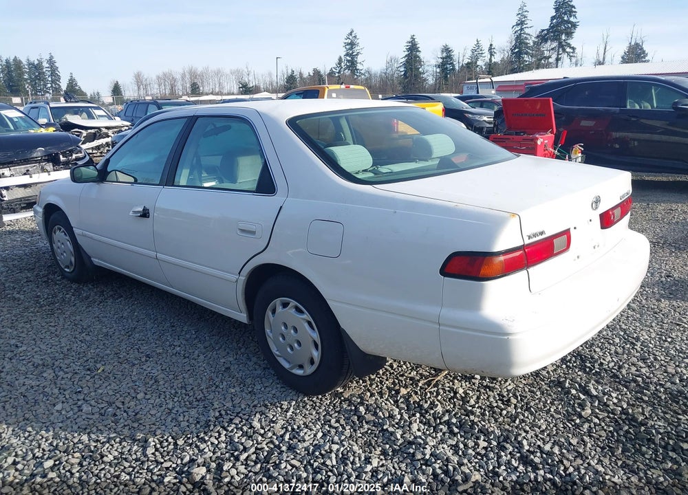 1999 TOYOTA CAMRY VIN: JT2BG22K2X0273118
