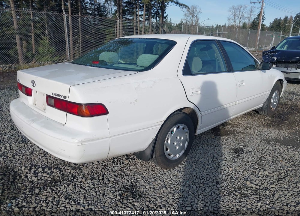 1999 TOYOTA CAMRY VIN: JT2BG22K2X0273118