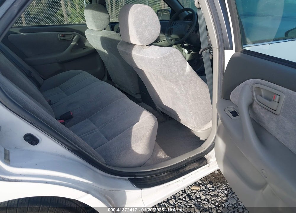 1999 TOYOTA CAMRY VIN: JT2BG22K2X0273118