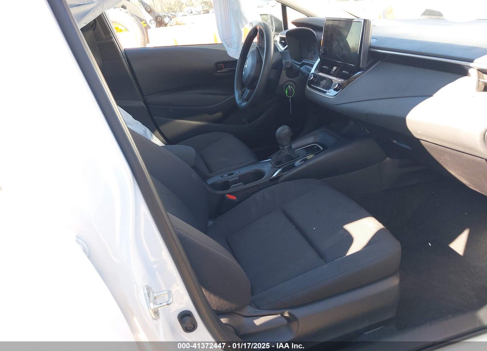 2024 TOYOTA COROLLA LE VIN: 5YFB4MDE7RP099140