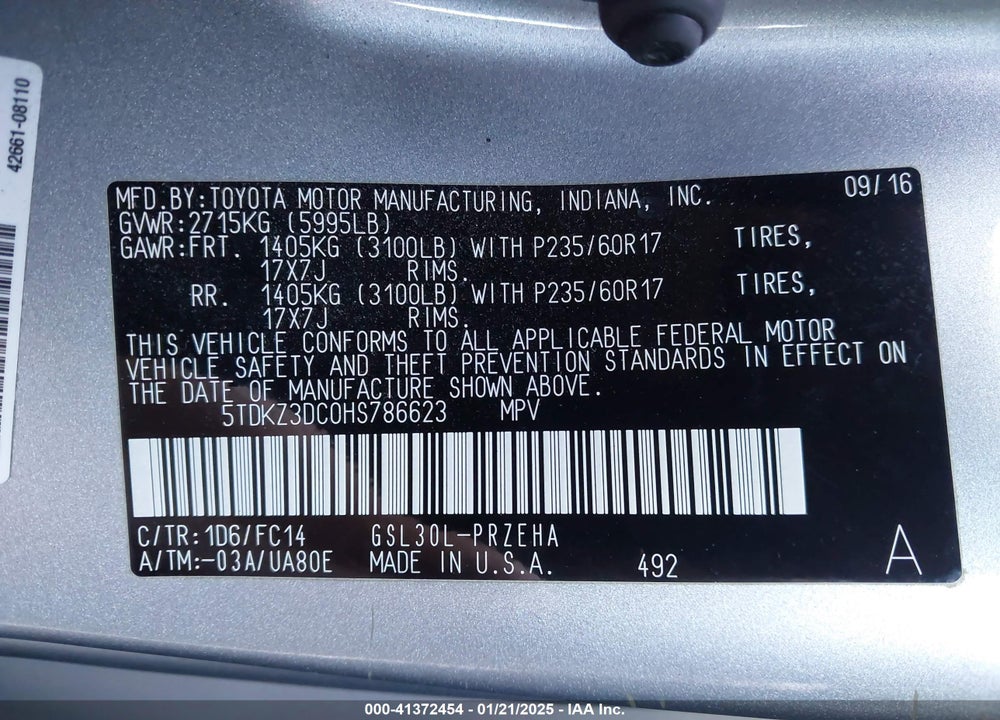 2017 TOYOTA SIENNA LE 8 PASSENGER VIN: 5TDKZ3DC0HS786623