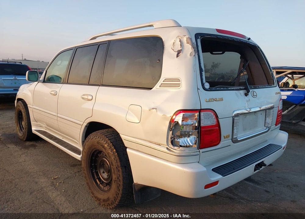 2005 LEXUS LX 470 VIN: JTJHT00WX53552462