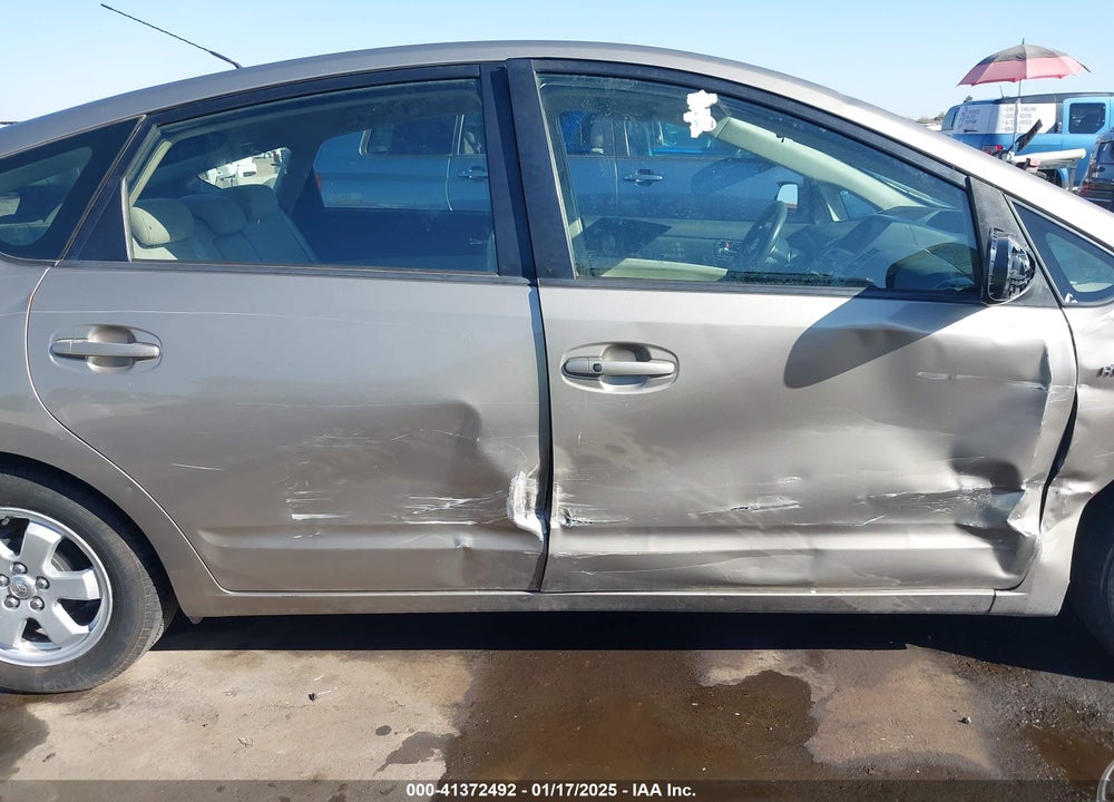 2007 TOYOTA PRIUS VIN: JTDKB20U277588857