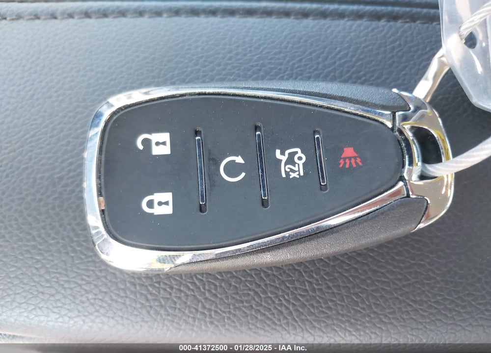 2025 CHEVROLET MALIBU VIN: 1G1ZD5ST6SF123357