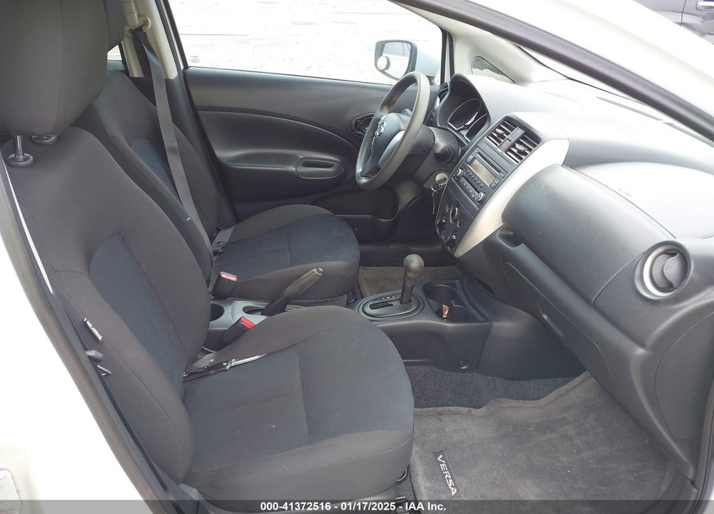 2015 NISSAN VERSA NOTE S PLUS VIN: 3N1CE2CP0FL448207