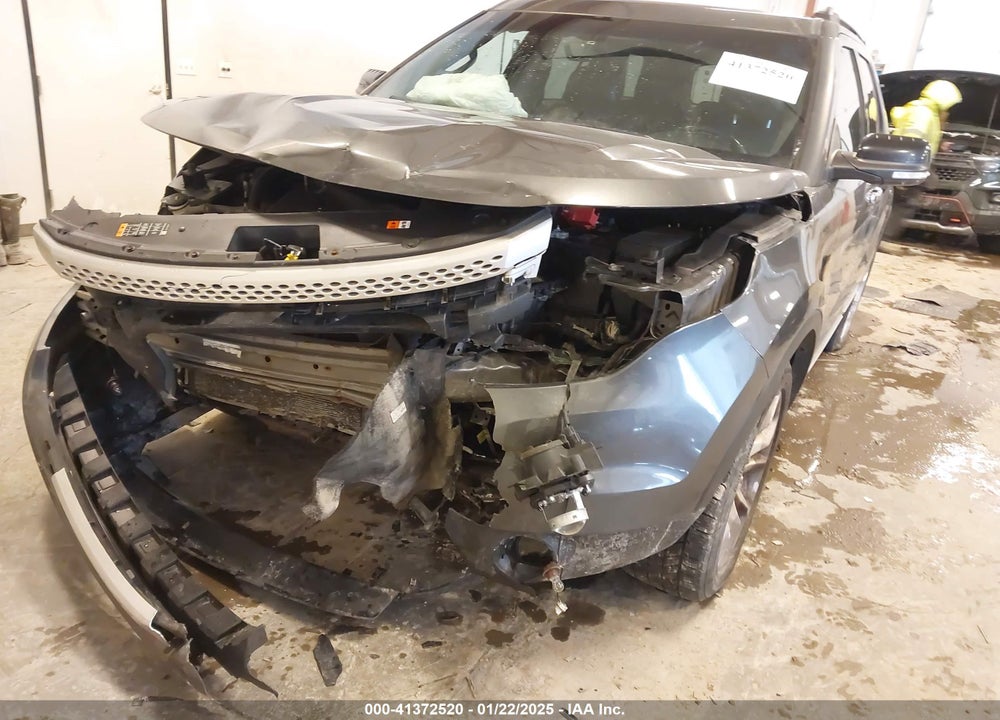 2015 FORD EXPLORER XLT VIN: 1FM5K8D87FGA76213