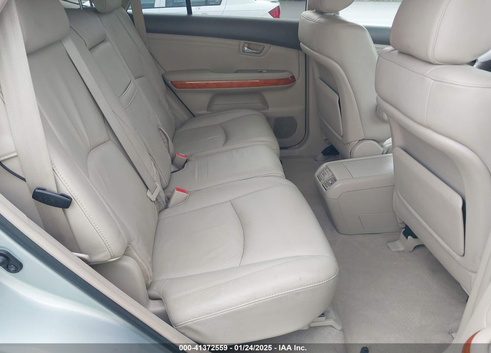 2007 LEXUS RX 350 VIN: 2T2HK31U37C028855