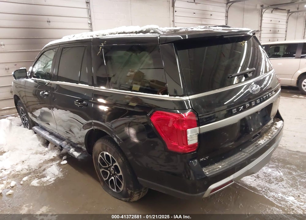 2024 FORD EXPEDITION XLT VIN: 1FMJU1J89REA18589