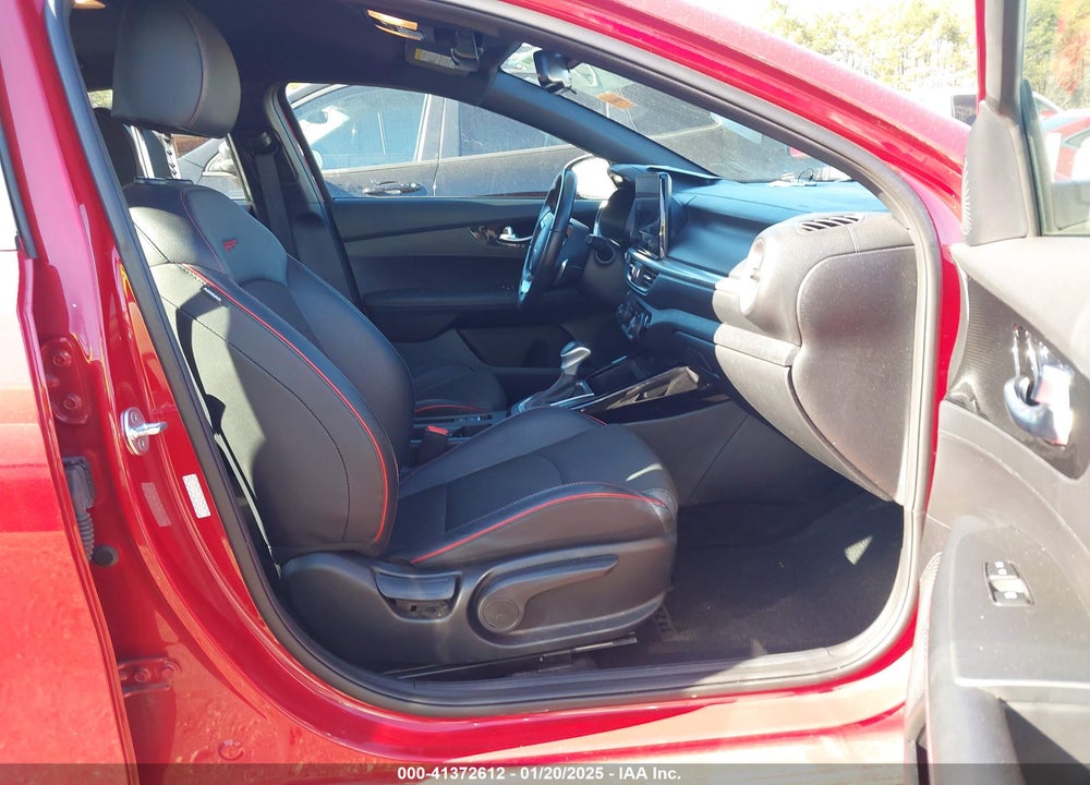 2023 KIA FORTE GT VIN: 3KPF44AC2PE528722