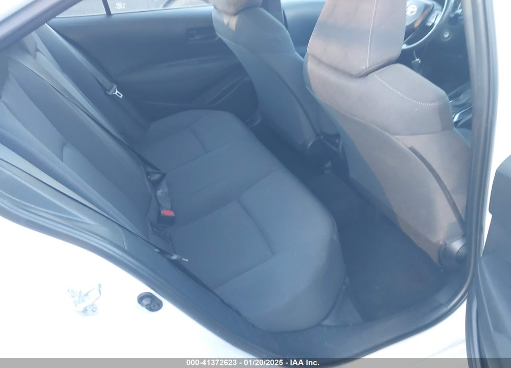 2022 TOYOTA COROLLA LE VIN: 5YFEPMAE7NP358910