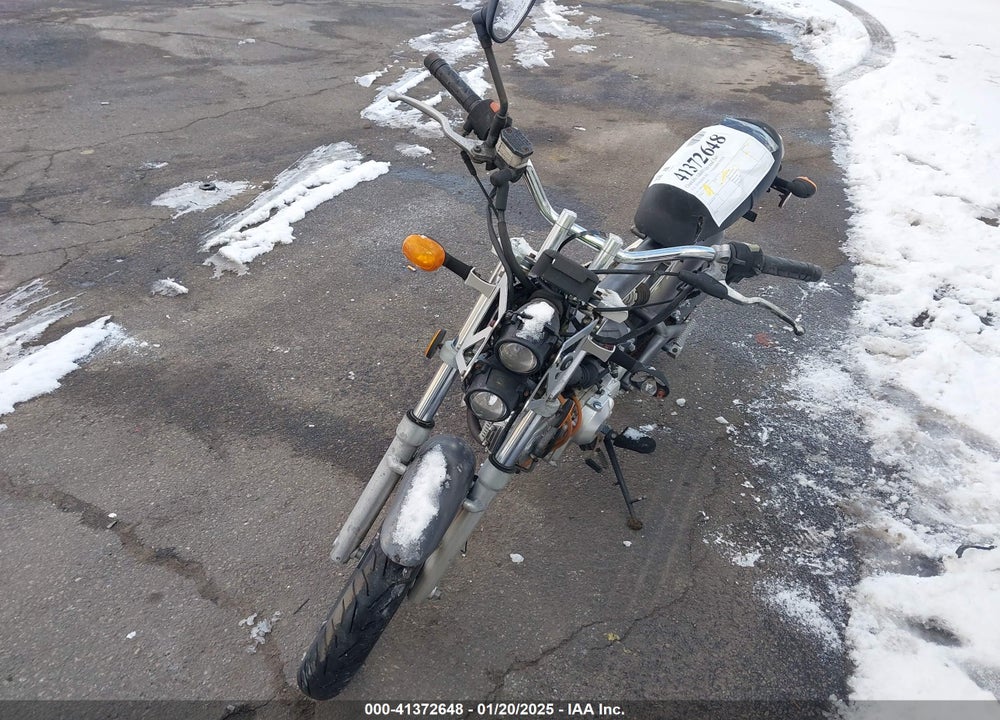 2010 SCOOTER 50CC VIN: LE8PGJLK5A1000464