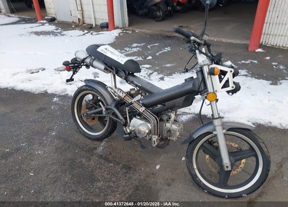 2010 SCOOTER 50CC VIN: LE8PGJLK5A1000464