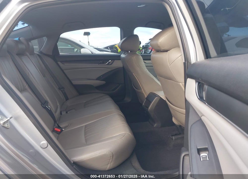 2018 HONDA ACCORD LX VIN: 1HGCV1F17JA084819