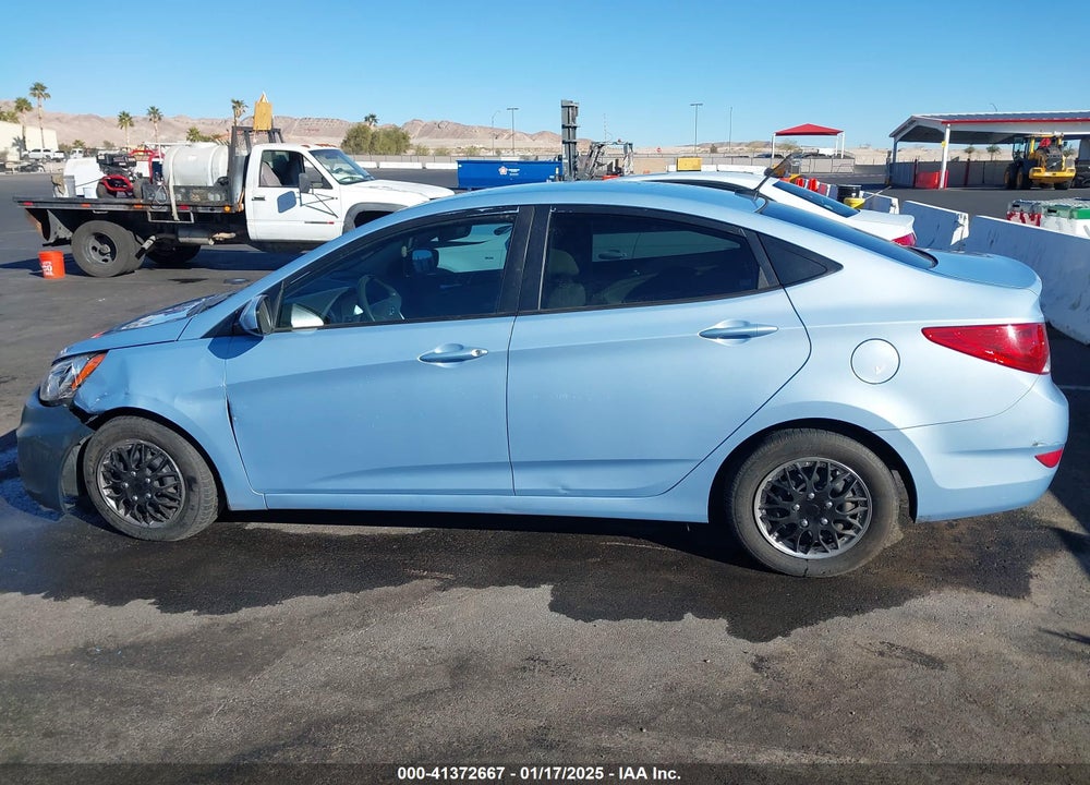 2013 HYUNDAI ACCENT GLS VIN: KMHCT4AE1DU444701