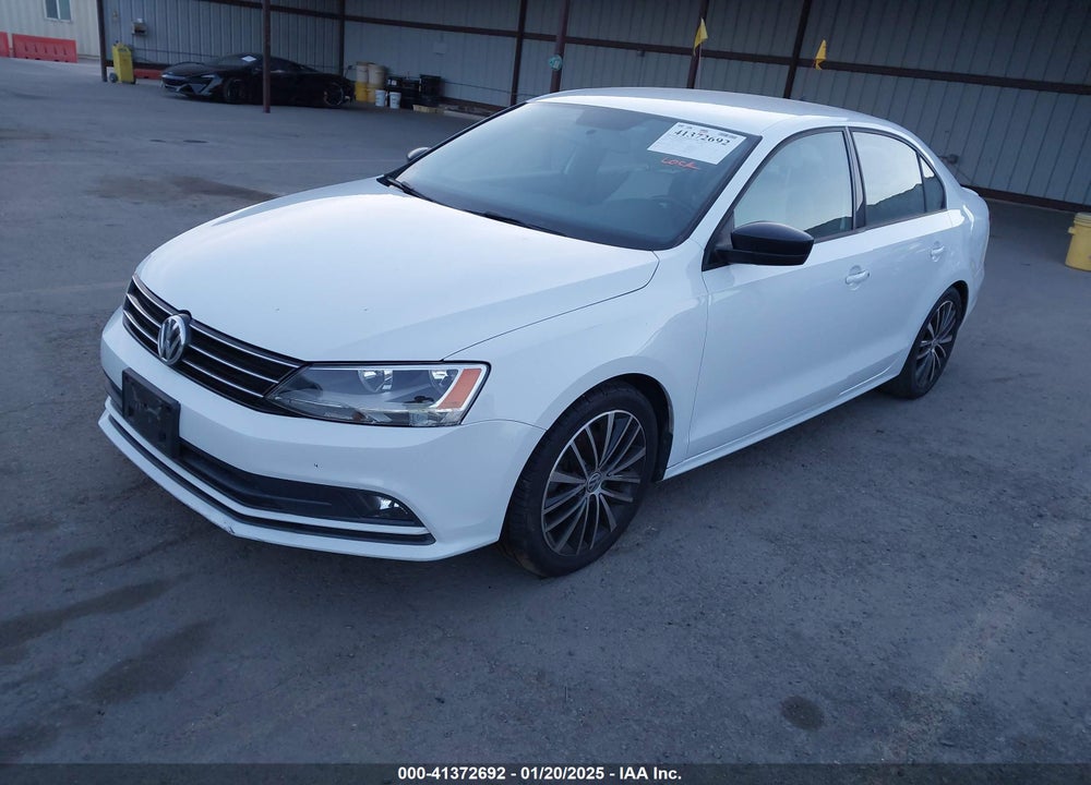 2016 VOLKSWAGEN JETTA 1.8T SPORT VIN: 3VWD17AJ5GM376504