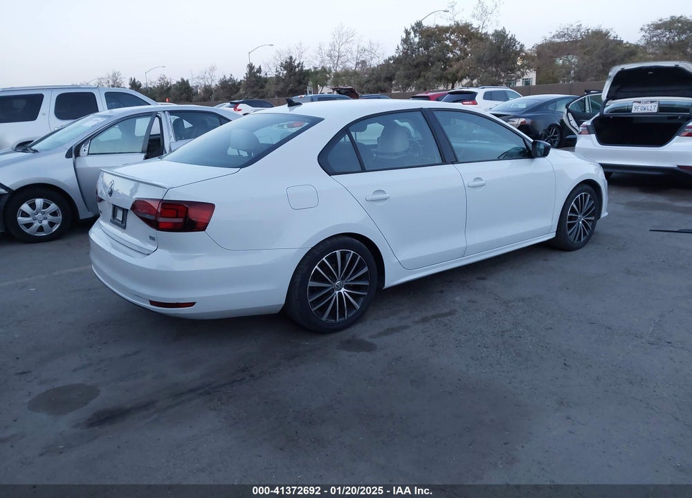 2016 VOLKSWAGEN JETTA 1.8T SPORT VIN: 3VWD17AJ5GM376504