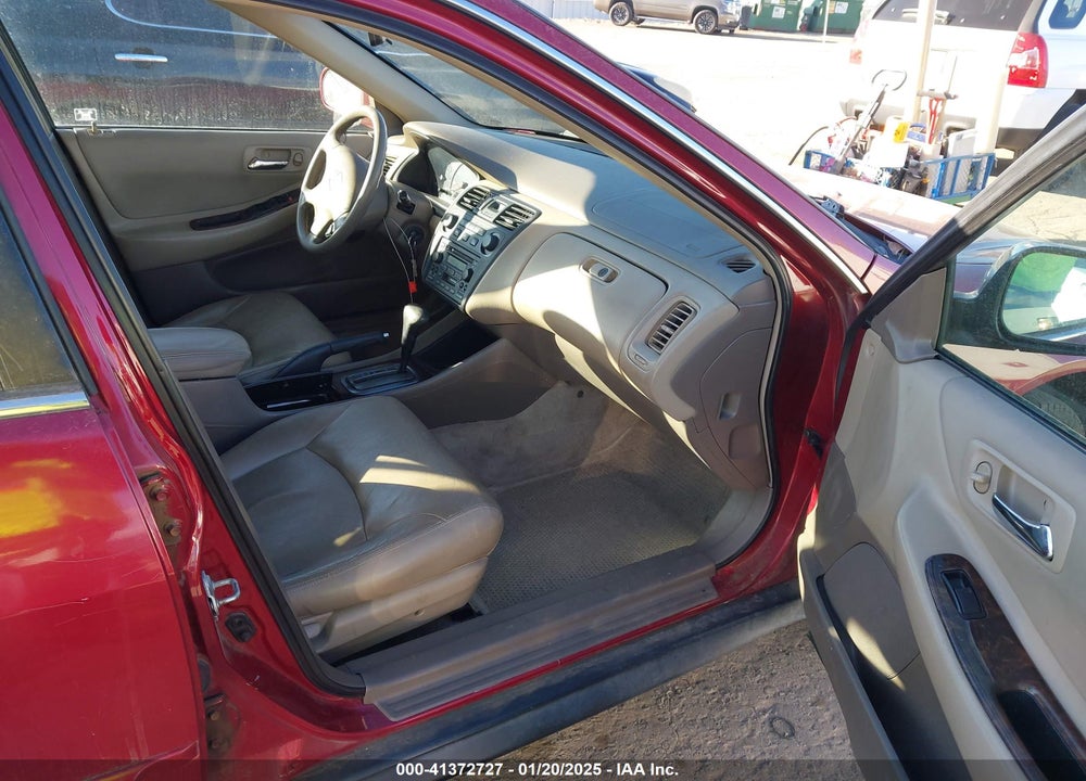 2002 HONDA ACCORD 2.3 SE VIN: 1HGCG56732A124014