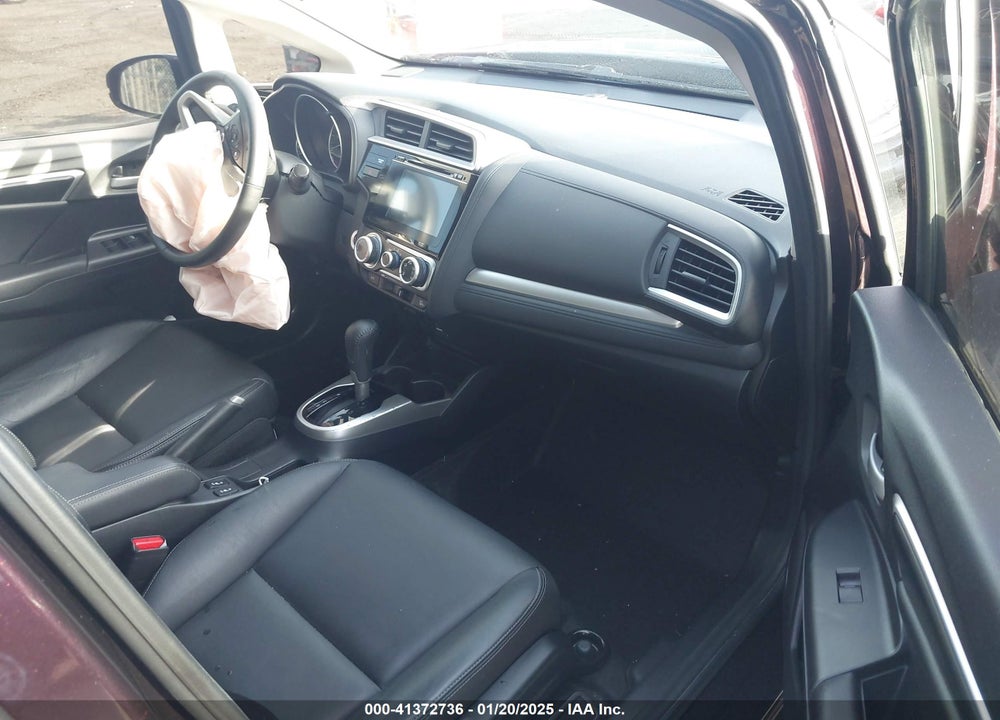 2016 HONDA FIT VIN: 3HGGK5H96GM705662