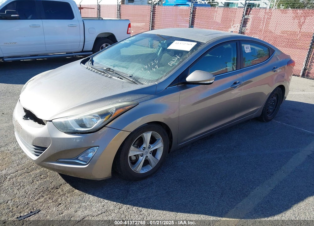 2016 HYUNDAI ELANTRA VIN: 5NPDH4AE2GH753053