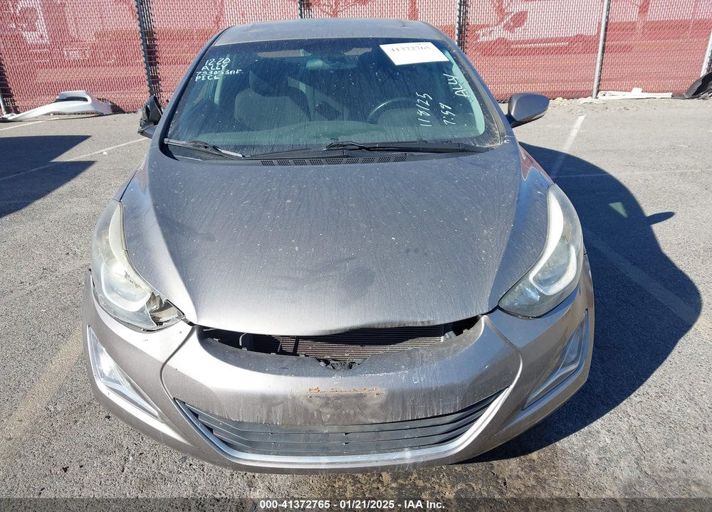 2016 HYUNDAI ELANTRA VIN: 5NPDH4AE2GH753053