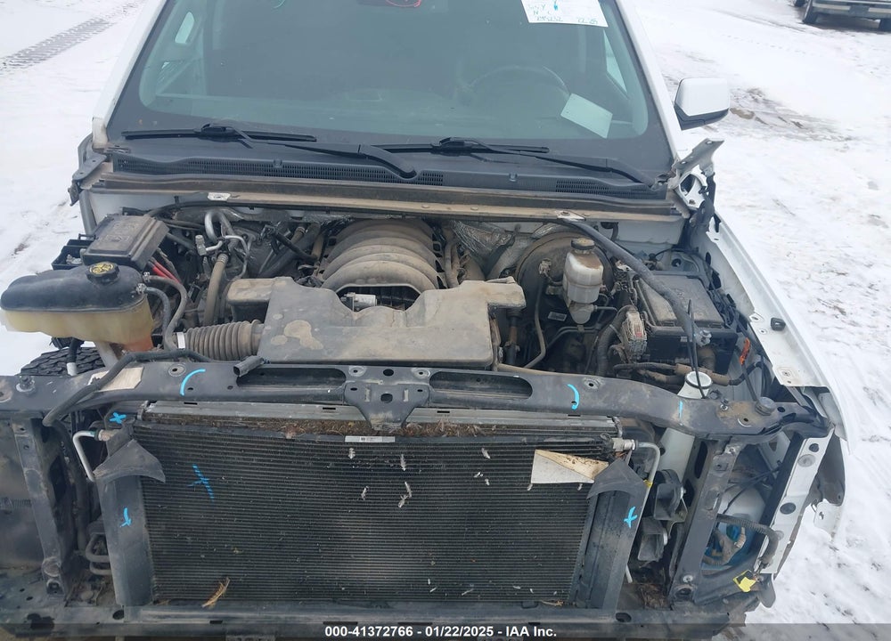 2018 CHEVROLET SUBURBAN VIN: 1GNSKHKC9JR309639