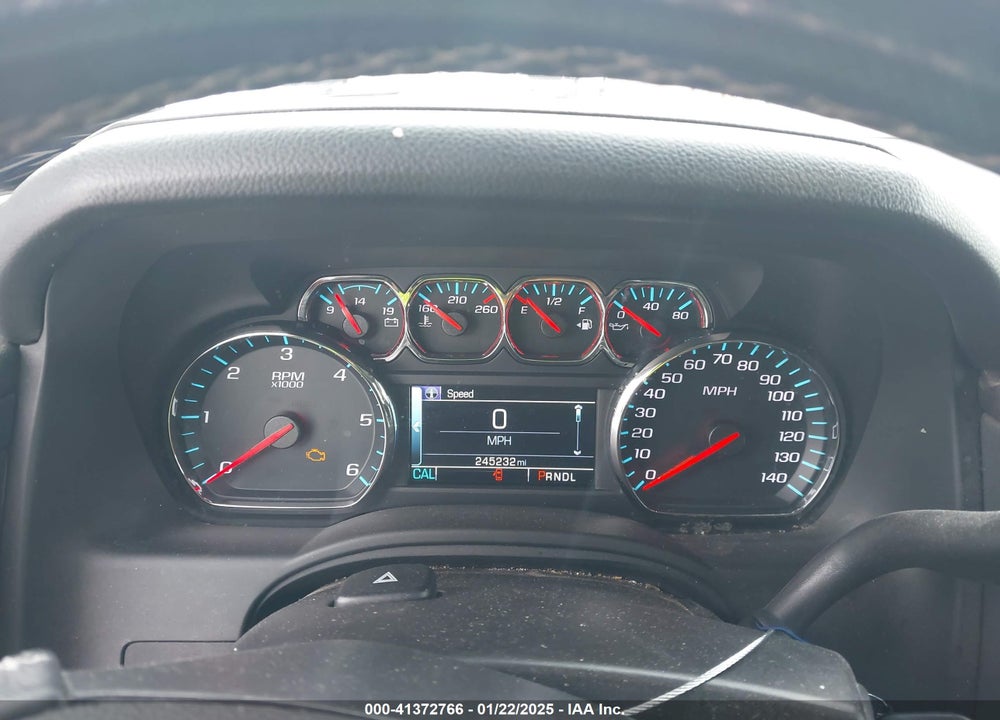2018 CHEVROLET SUBURBAN VIN: 1GNSKHKC9JR309639