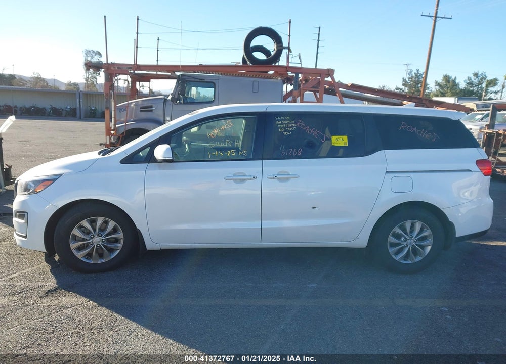 2019 KIA SEDONA LX VIN: KNDMB5C18K6552505