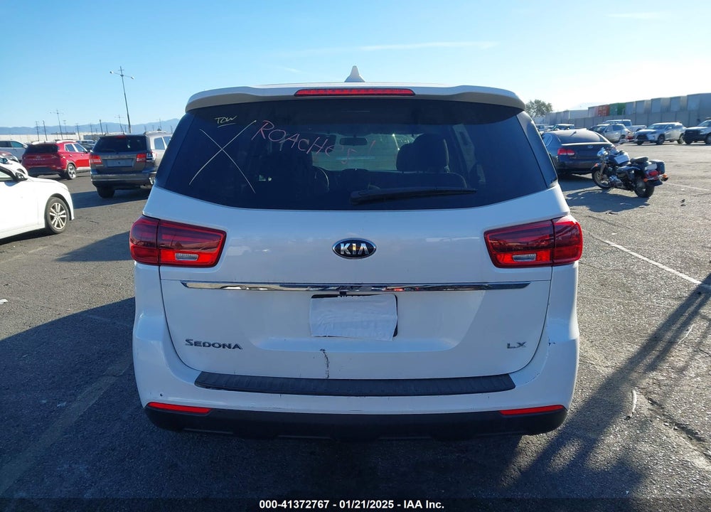 2019 KIA SEDONA LX VIN: KNDMB5C18K6552505
