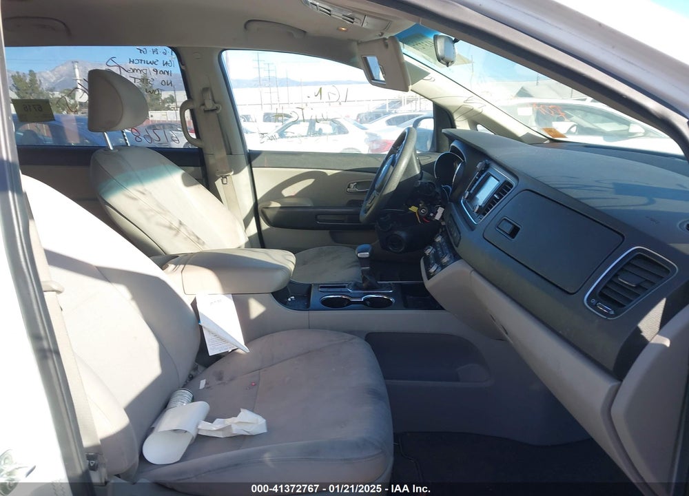 2019 KIA SEDONA LX VIN: KNDMB5C18K6552505