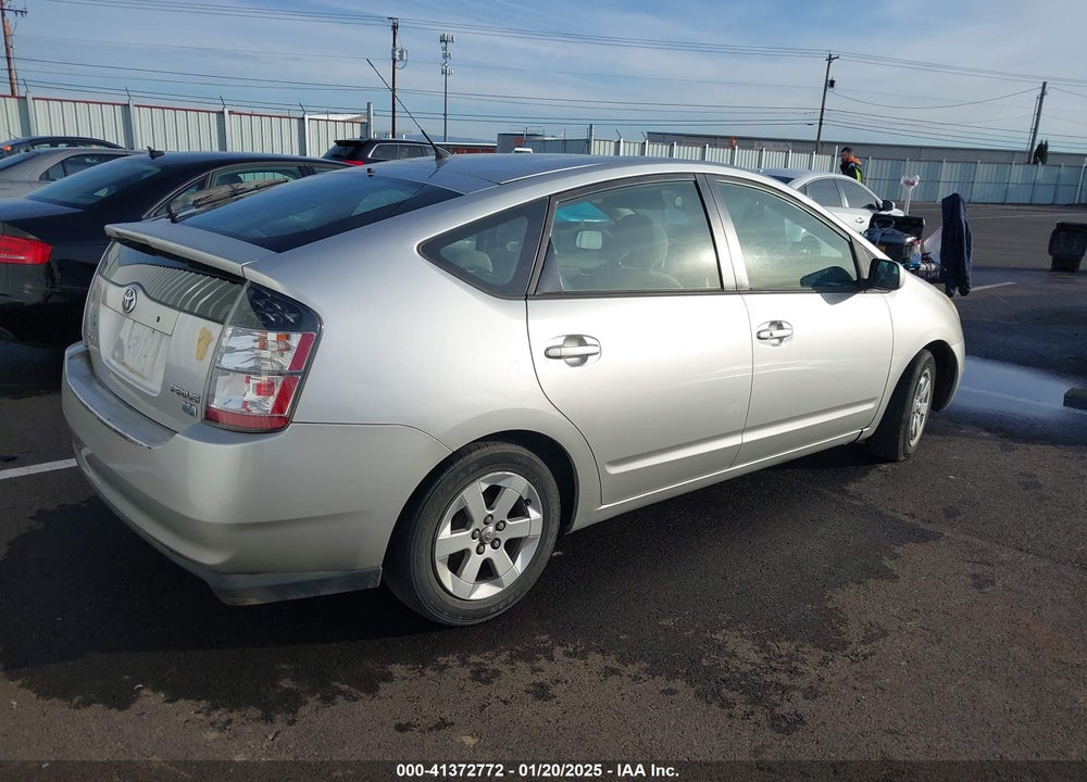 2004 TOYOTA PRIUS VIN: JTDKB20U740040745