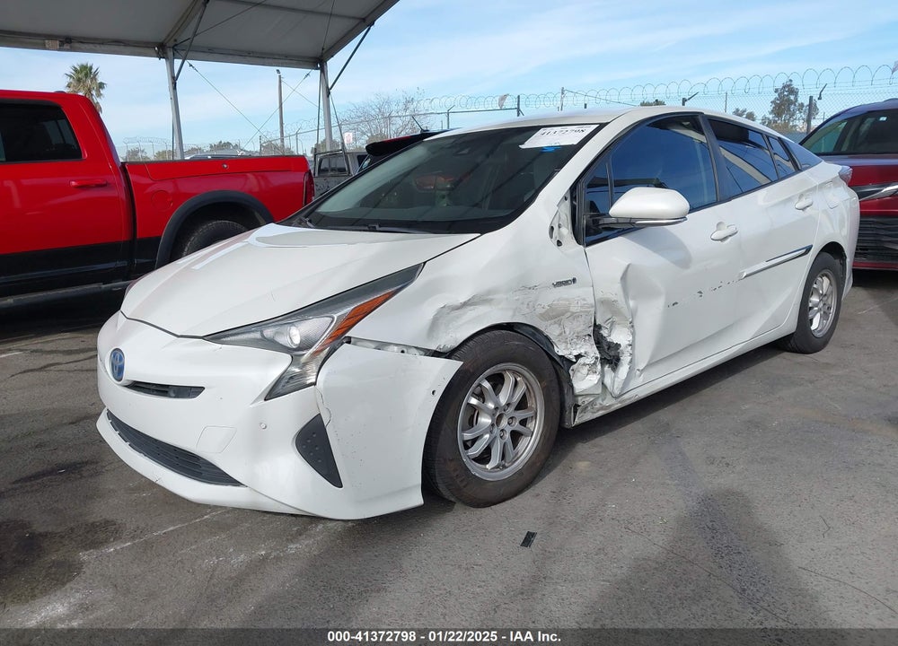 2018 TOYOTA PRIUS THREE VIN: JTDKARFU7J3054710