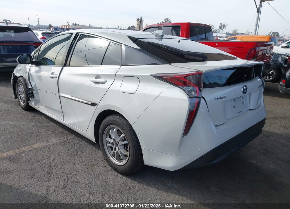 2018 TOYOTA PRIUS THREE VIN: JTDKARFU7J3054710