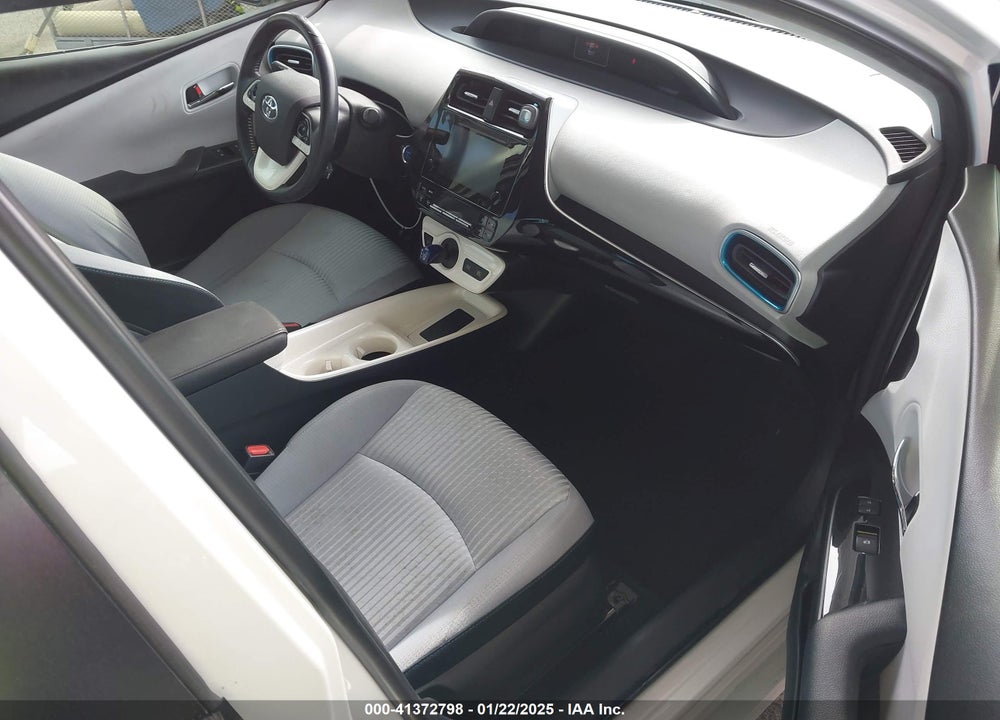 2018 TOYOTA PRIUS THREE VIN: JTDKARFU7J3054710