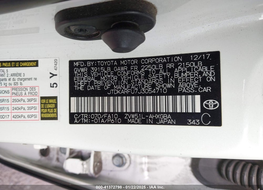 2018 TOYOTA PRIUS THREE VIN: JTDKARFU7J3054710