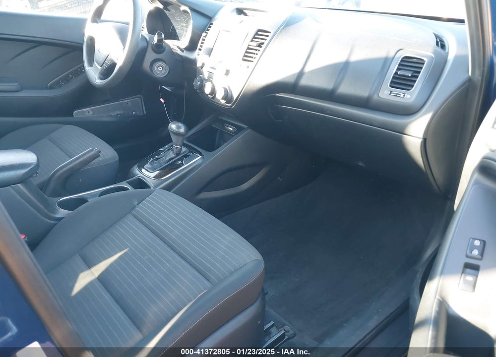 2018 KIA FORTE LX VIN: 3KPFL4A78JE250938