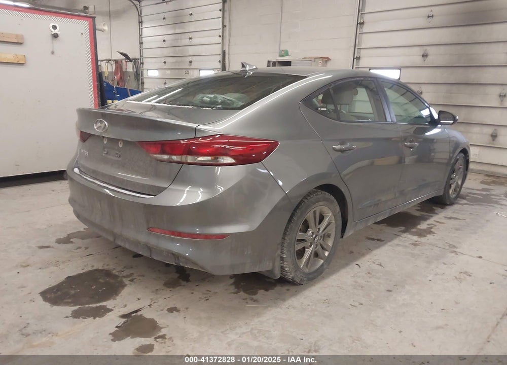 2017 HYUNDAI ELANTRA SE VIN: KMHD84LF0HU194238