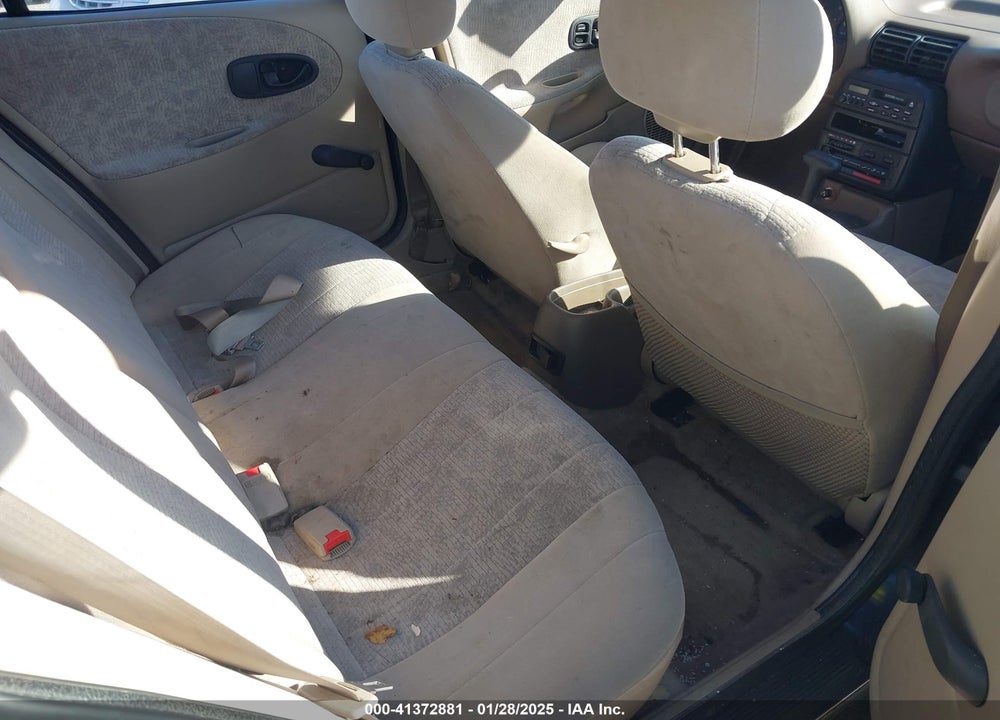 1998 SATURN SL2 VIN: 1G8ZK5272WZ236253