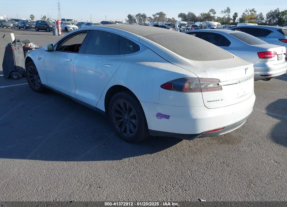 2015 TESLA MODEL S VIN: 5YJSA1V12FF099301