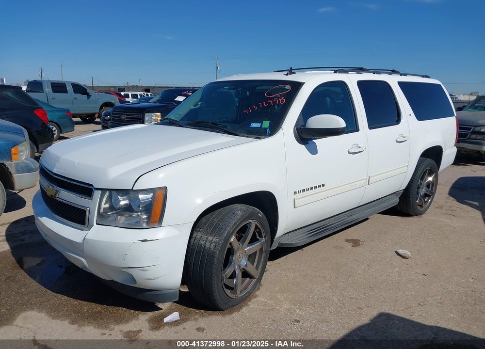 2013 CHEVROLET SUBURBAN 1500 LT VIN: 1GNSCJE06DR351096